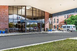 comfort inn cleveland airport