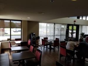 comfort inn cleveland airport