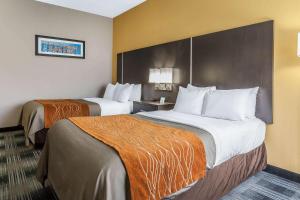 comfort inn cleveland airport