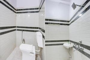 hotel o saanvi residency inn a ganga view