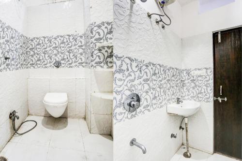 super hotel o goverdhan villa