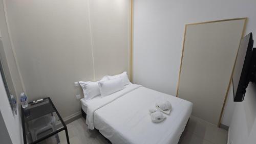 one point hotel airport kuching
