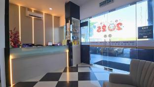 one point hotel airport kuching