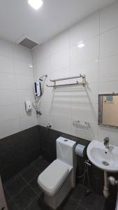 one point hotel airport kuching