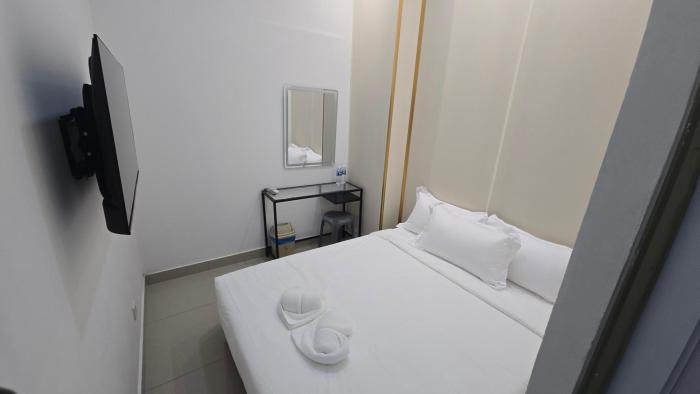 one point hotel airport kuching