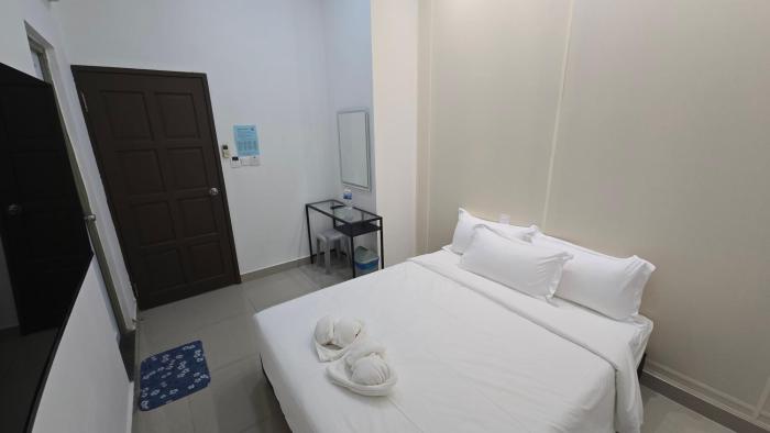 one point hotel airport kuching