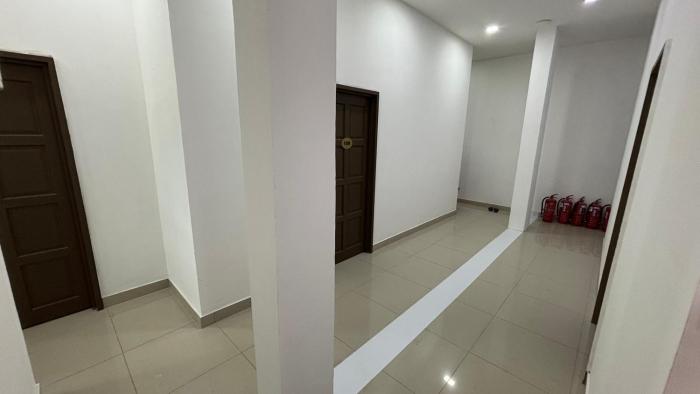 one point hotel airport kuching