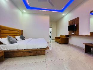 new royal orbit resort