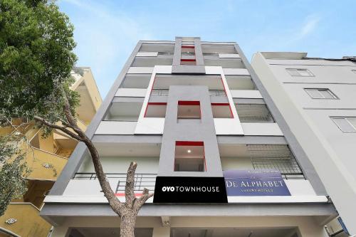 Townhouse De Alphabet Kukatpally Near Nexus Mall,,4 star