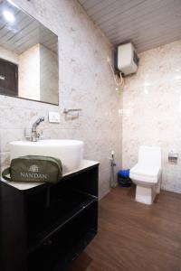 citrine suites and resorts vrindavan