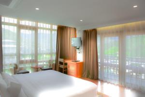 phuntsho khangsar hotel