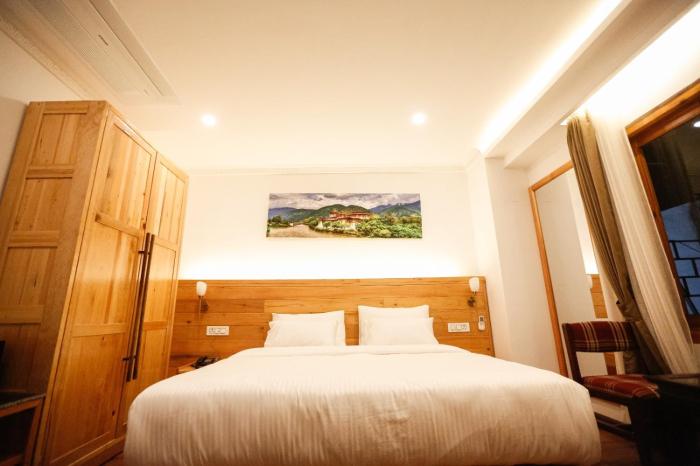 phuntsho khangsar hotel