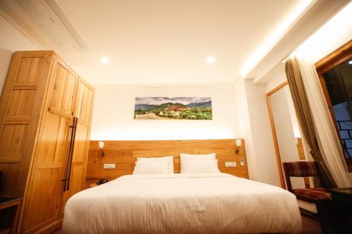 phuntsho khangsar hotel