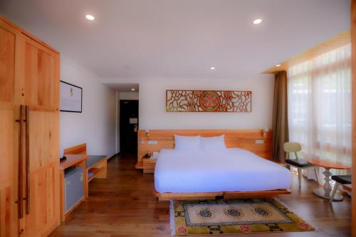 phuntsho khangsar hotel