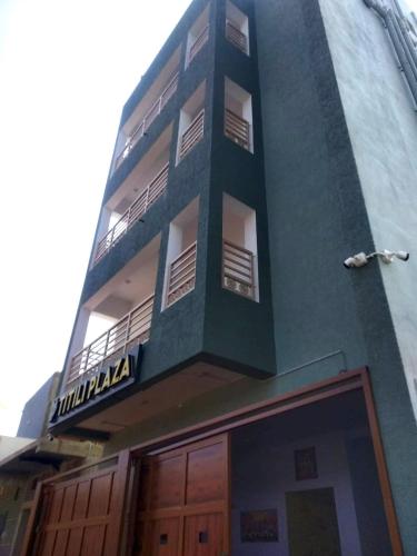 titili plaza