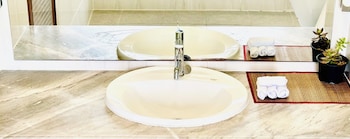 meriton101