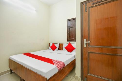 Hotel O Wave Inn Guest House,,4 star