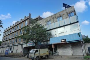 hotel classic square