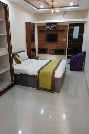 hotel classic square