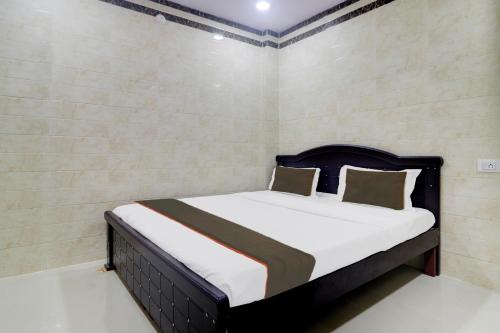 Hotel O New Hotel Aroma Classic,,3 star