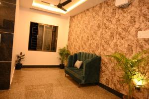 hotel tripti biswanath chariali