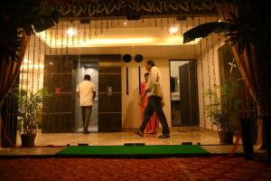 hotel tripti biswanath chariali