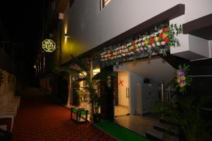 hotel tripti biswanath chariali