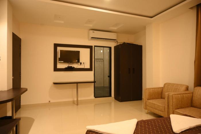 hotel tripti biswanath chariali