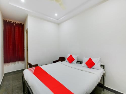 Hotel O Manjushree Boarding & Lodging Nearby Dr.Br Ambedkar Stadium Basveshwar Nagar,,4 star