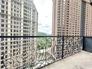 empire city pj signature suites by manhattan group