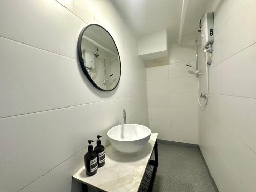 empire city pj signature suites by manhattan group