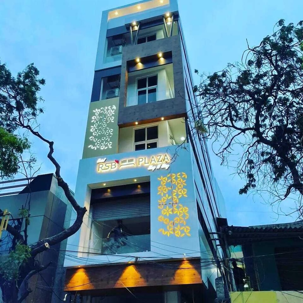 hotel rsb plaza