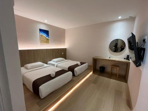 The Best Location,,3 star