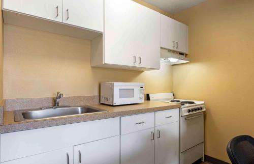 extended stay america select suites south bend mishawaka s