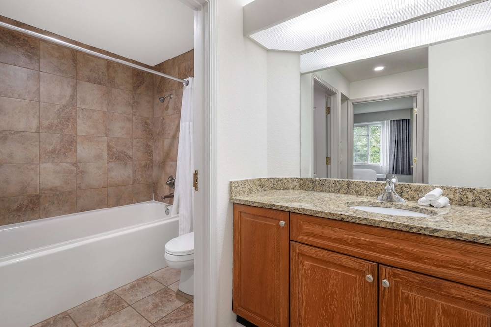 hilton vacation club varsity club south bend in