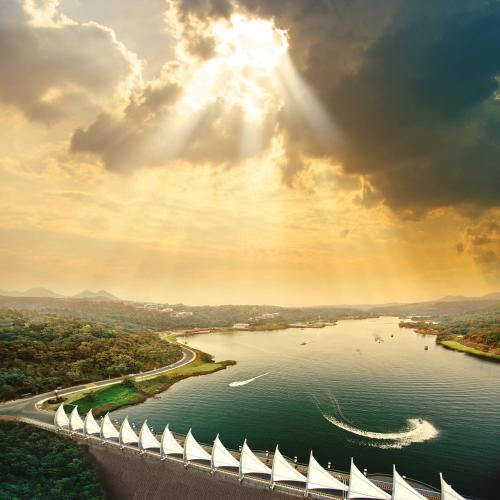 aveda suites at aamby valley city