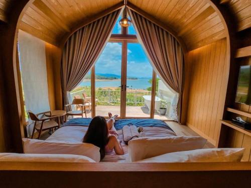 le la lake resort and spa