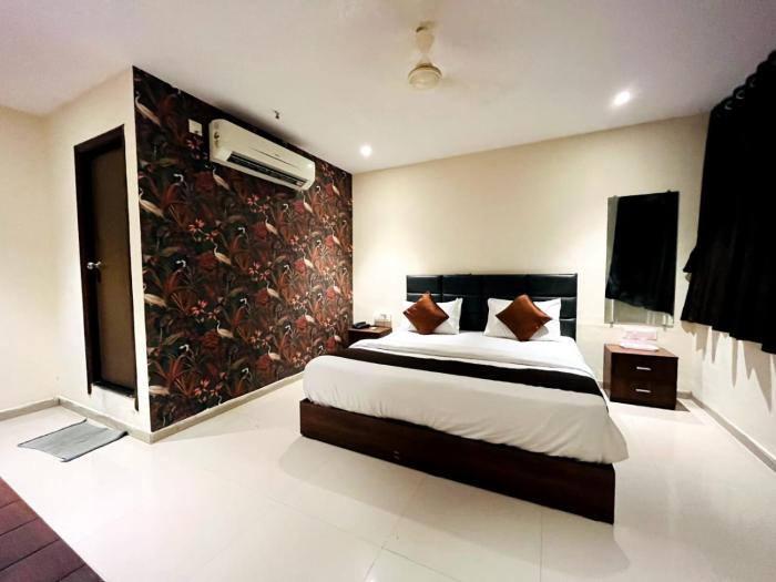 hotel sunrise cave