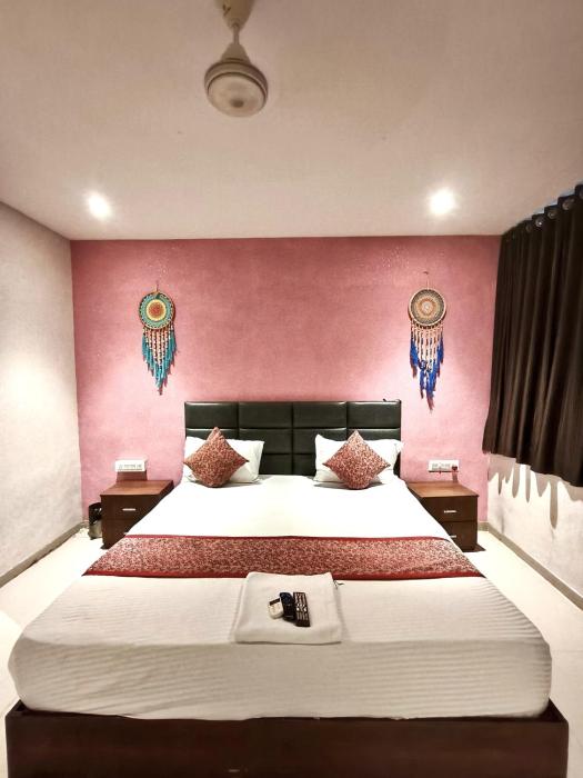 hotel sunrise cave
