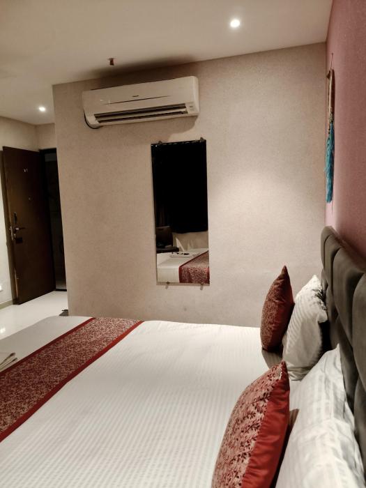 hotel sunrise cave