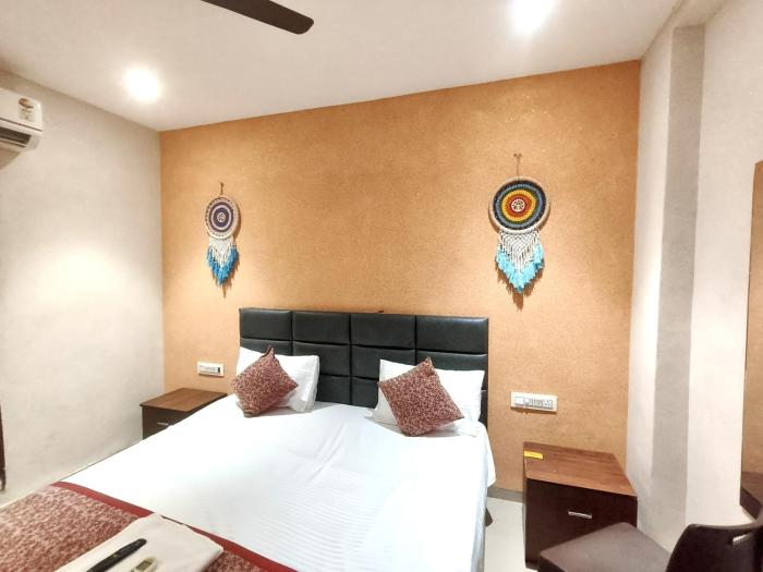 hotel sunrise cave
