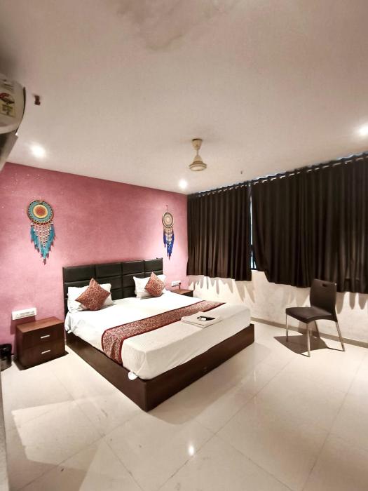 hotel sunrise cave