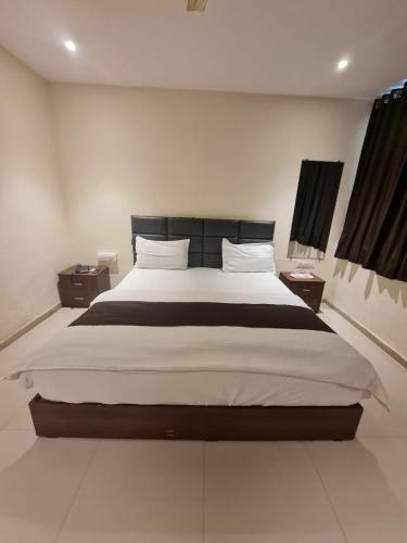 Hotel Sunrise Cave,,3 star