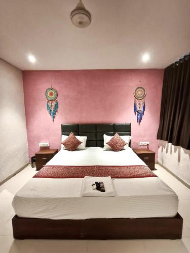 hotel sunrise cave