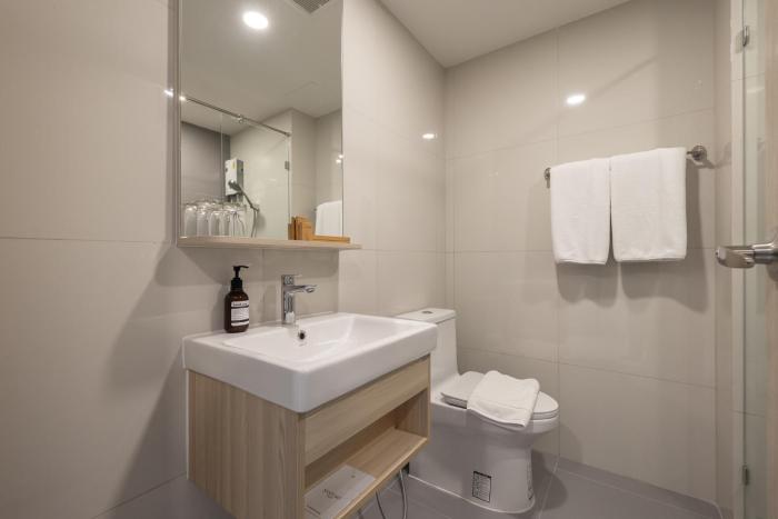 salaya one hotel and service apartment