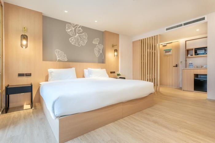 salaya one hotel and service apartment