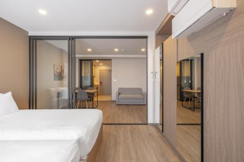 salaya one hotel and service apartment