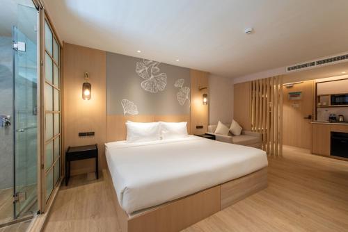 salaya one hotel and service apartment