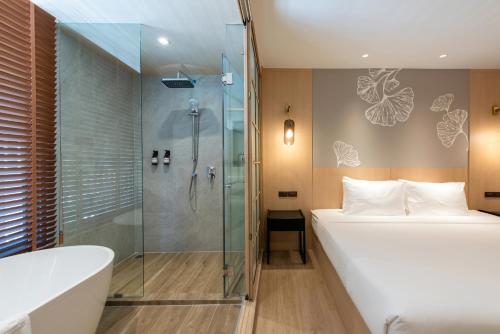 salaya one hotel and service apartment