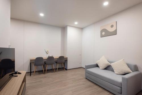 salaya one hotel and service apartment